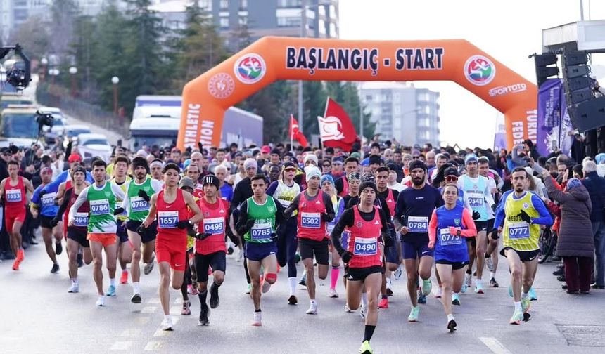 Büyük Atatürk Koşusu’nda birincilik sevinci