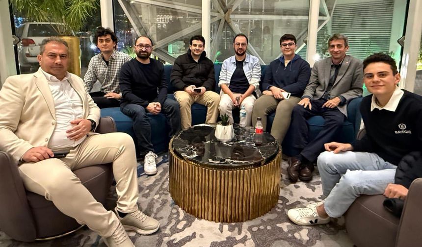 Türk satranççılar Dünya Blitz Şampiyonası’nda parladı