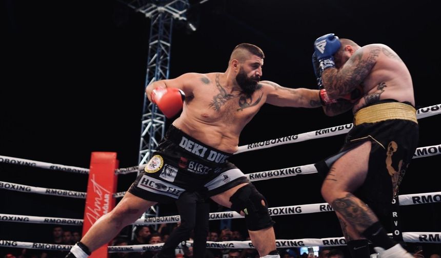 Umut Camkıran, 17 nakavtlı Hırvat Pesut’la unvan maçında