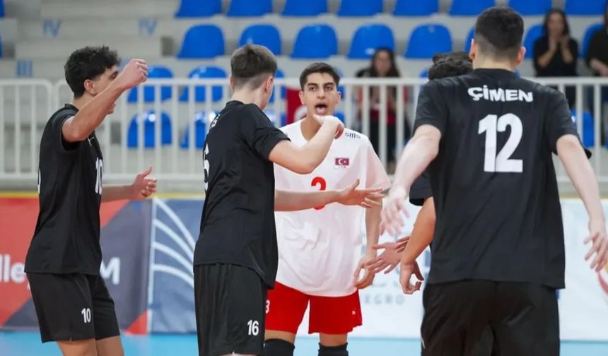 U18 Erkek Voleybol Millî Takımı Avrupa’da Yarı Finalde