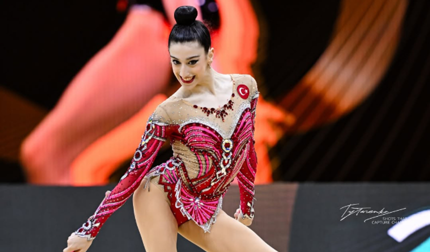 Hatice Gökçe Emir’den Dünya Finali