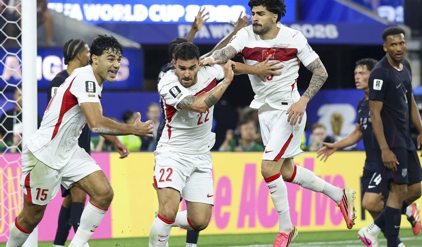 Türkiye ABD'yi 3-2 Yenerek Kupaya Veda Etti