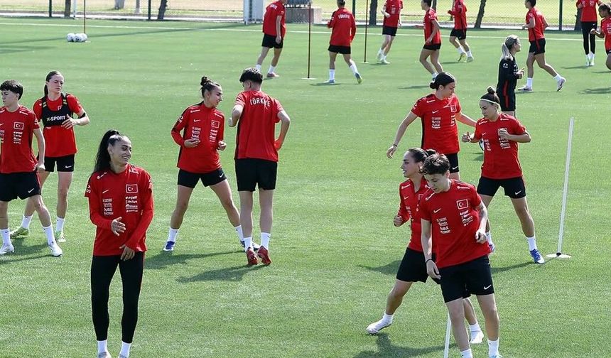 Kadın Milliler Malta maçı hazırlıklarını sürdürüyor