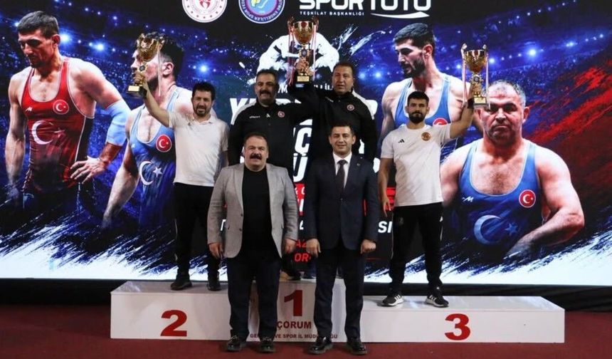İşitme Engelliler Güreş Şampiyonası sona erdi