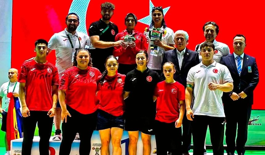 İlayda Ertuğrul Dünya Şampiyonası'nda Üç Madalya Kazandı