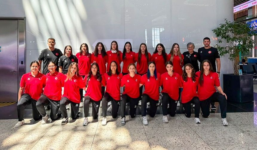 Kadın U18 Hentbol Milli Takımı İspanya Turnuvasına Gitti