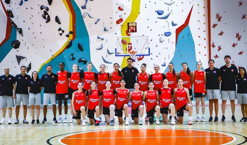 U16 Kız Basketbol Millileri Çanakkale Kampına Başladı