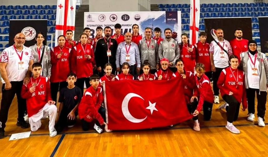 Yıldız Taekwondo Millileri Gürcistan'da 14 Madalya