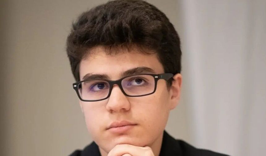 Yağız Kaan Erdoğmuş Dünya Gençler 1 Numarası Oldu