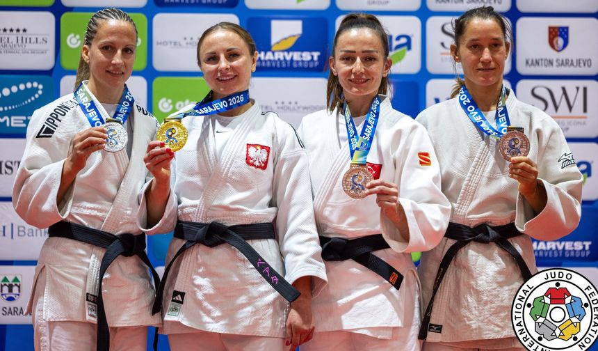 Fatma Şeker ve Nihal Arslan Dünya Üçüncüsü Oldu