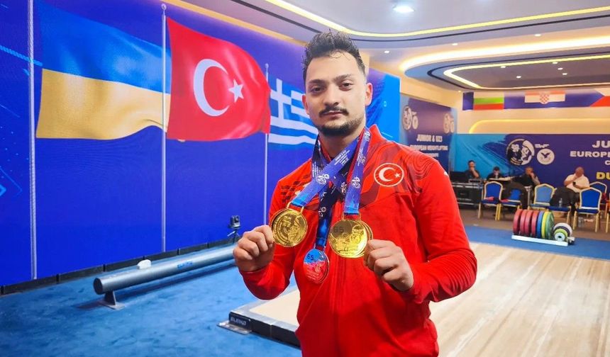 Mustafa Eliş Avrupa Halter Şampiyonası'nda 2 Altın Kazandı